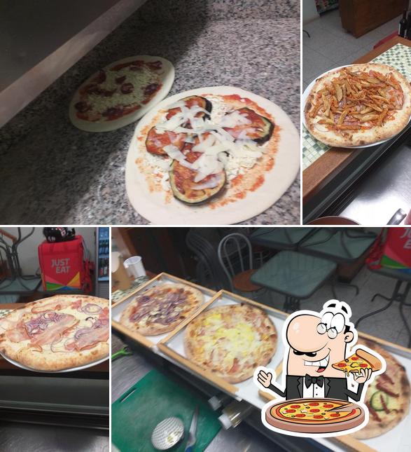 Scegli una pizza a Pegaso pizzeria fainè paninoteca