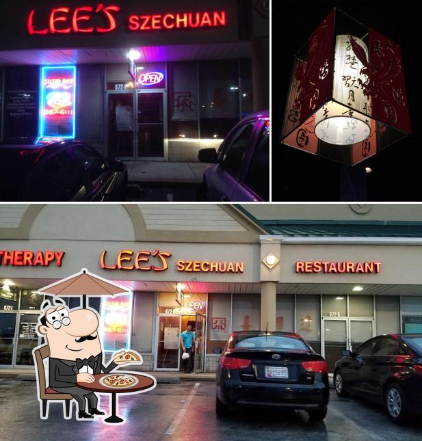 The exterior of Lee's Szechuan