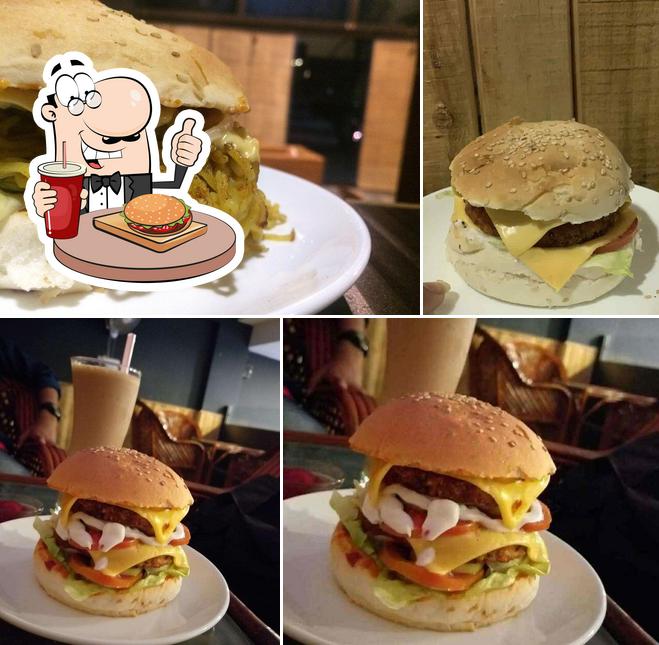 Try out a burger at Café goodfellas
