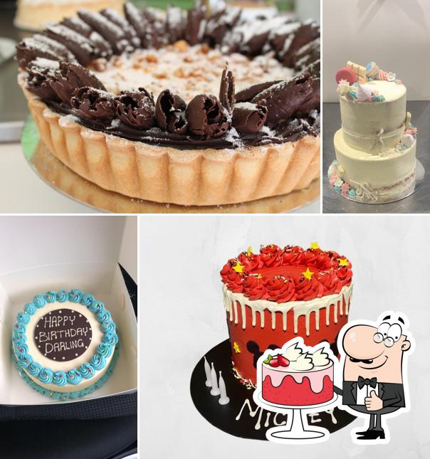 Buy/Send Chocolate Truffle Delicious Cake Online | Order on cakebee.in |  CakeBee