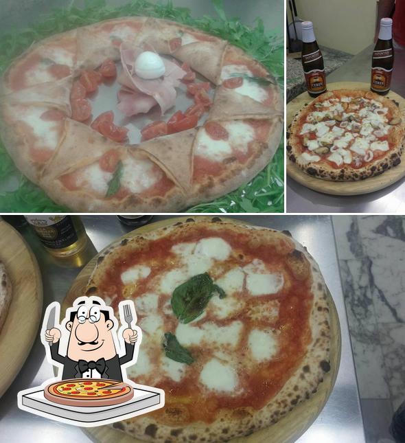 Ordina una pizza a Pizzeria Vesuvio Lugo