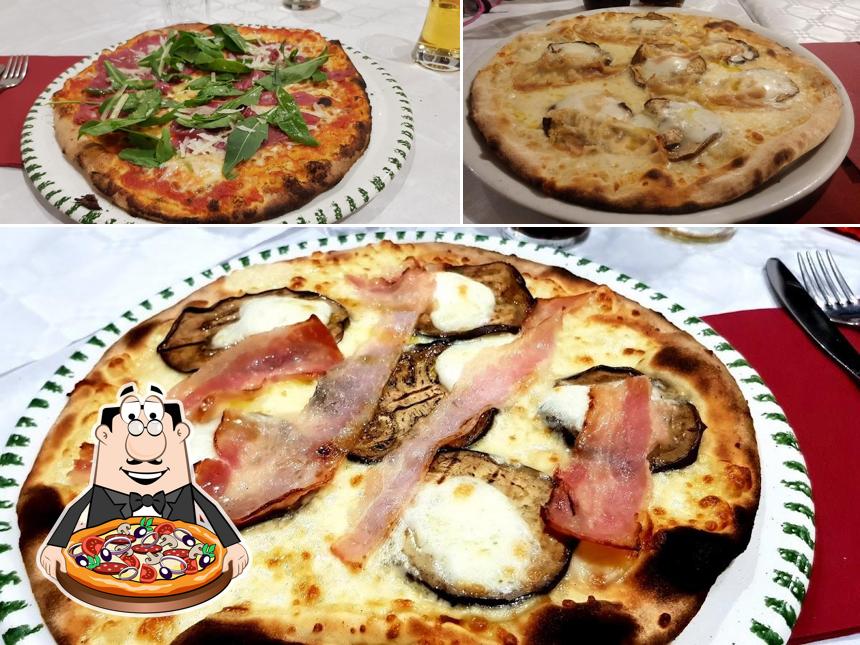 Scegli tra le molte varianti di pizza