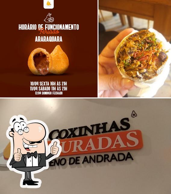 Here's a picture of Coxinhas Douradas