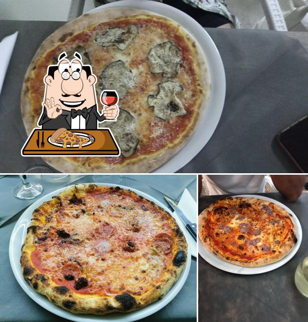 Scegli una pizza a Ristorante Camping Sole e Mare