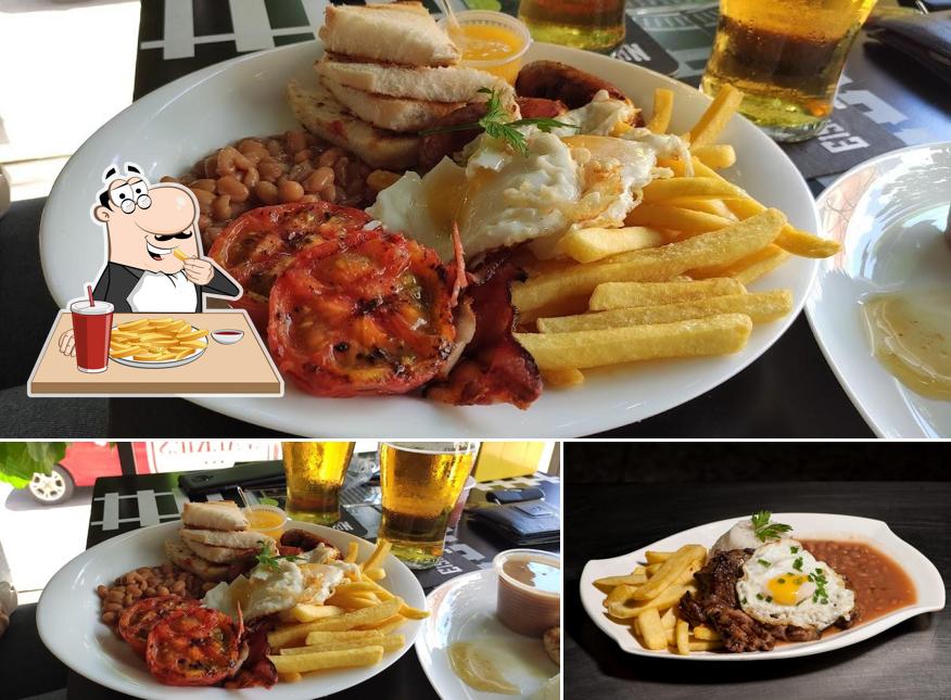 Batata frita em The Walkies Gastropub