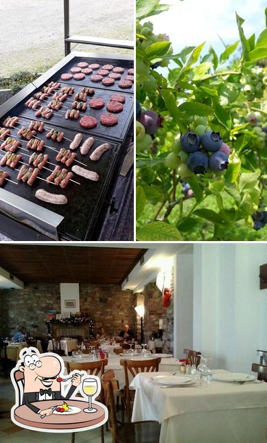 Guarda la foto che mostra la cibo e interni di Molino Del Sabbione