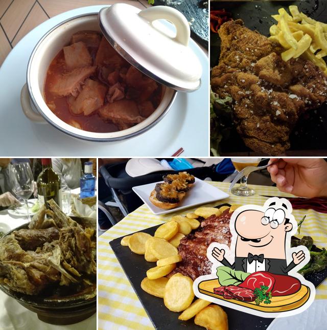 Get meat dishes at Conde de Barajas Café