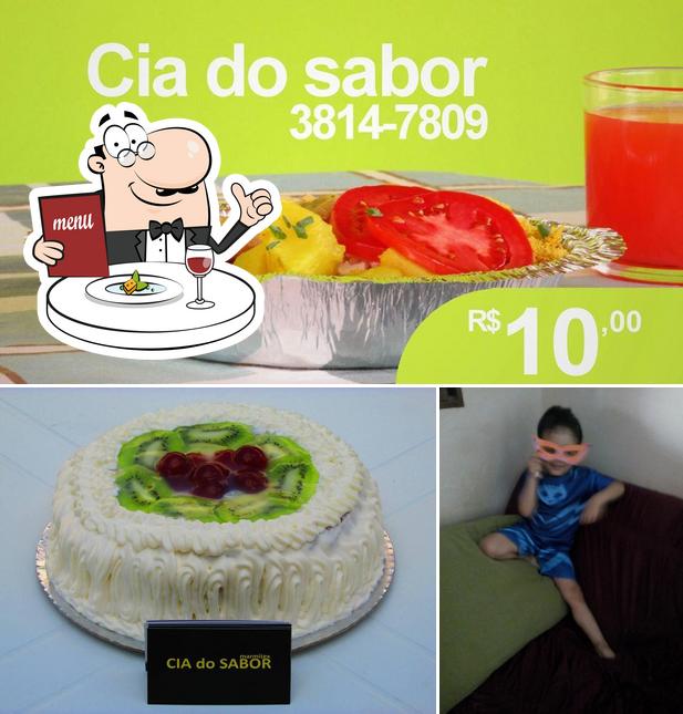 A imagem da comida e interior no Cia Do Sabor