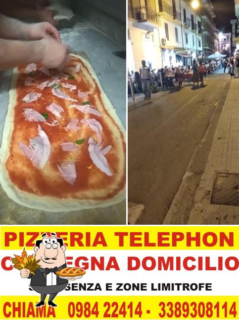 Guarda la foto di Pizza Telephone