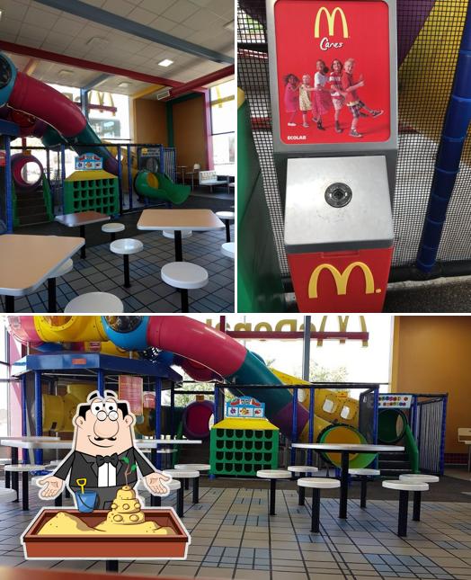 Aquí tienes una foto de McDonald's