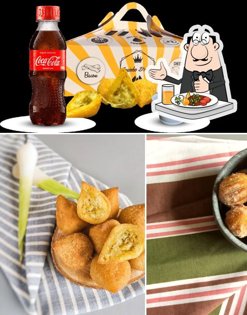 Entre diferentes coisas, comida e bebida podem ser encontrados no Delivery em Contagem Coxinha D’ouro