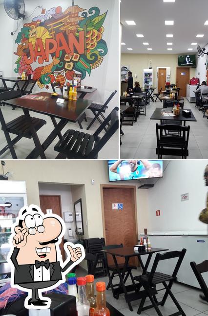 O interior do Fugitas Pastelaria e Yakisoba