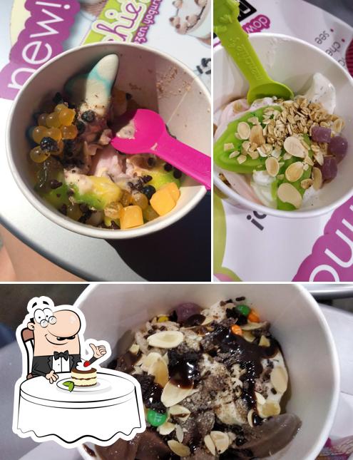 Menchie's Frozen Yogurt propose une sélection de desserts