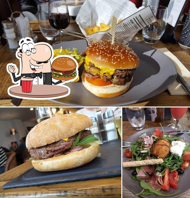 Try out a burger at Brasserie St Andrews