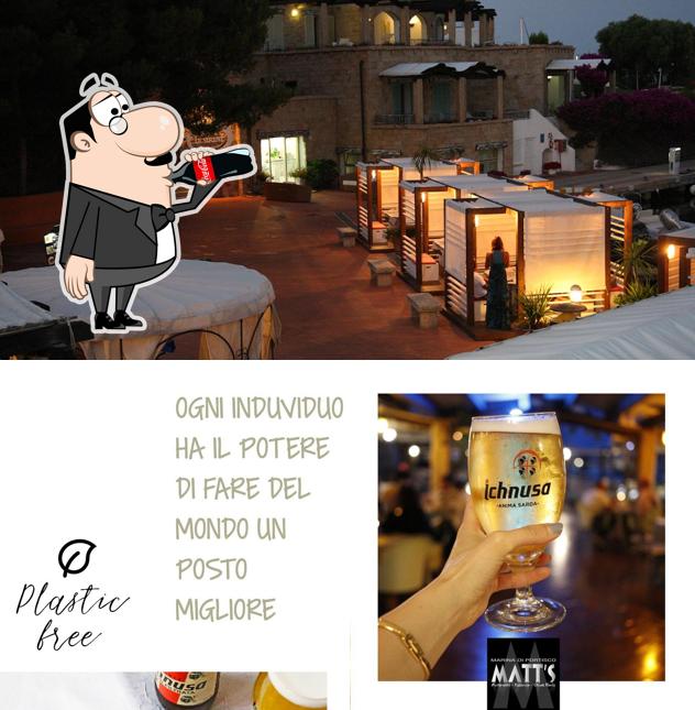 La photo de la boire et intérieur de Ristorante Matt's Portisco, Pizzeria e Steakhouse’s