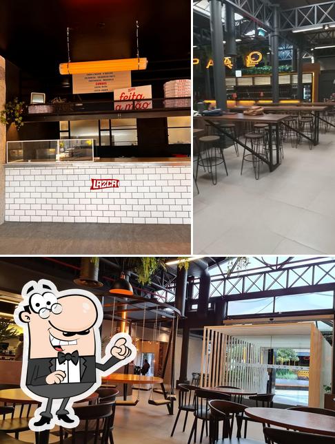 O interior do Cubo Cia Cervejeira - Bar do Mercado Paralelo