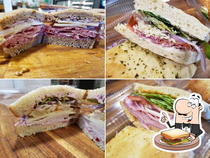 Sélectionnez un sandwich à DiCasa Food Service