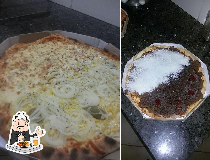 Comida em Pizzaria Nossa Casa