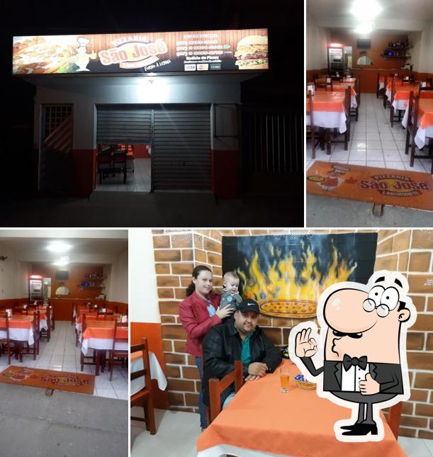 Look at the image of Pizzaria e lanchonete São José