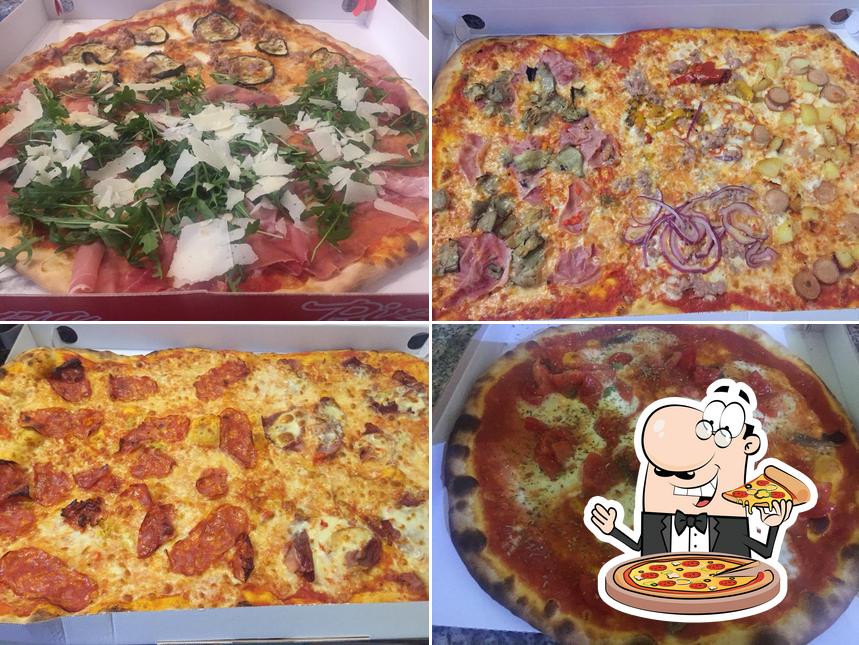 A Pizzeria La Torre, puoi provare una bella pizza