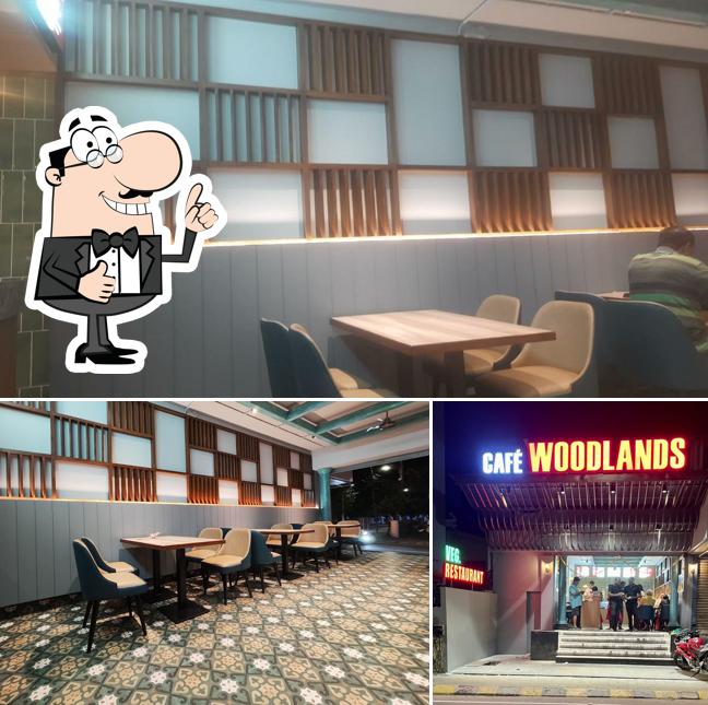Here's a photo of Cafe Woodlands
