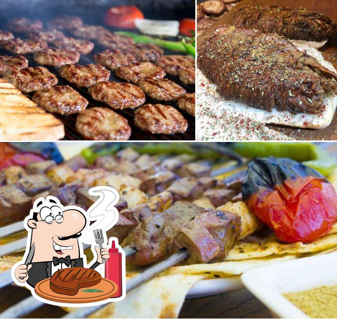 Prueba un plato con carne en Eymen Izgara Salonu