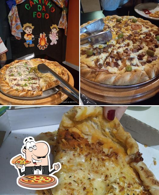 Escolha pizza no Restaurante Cantinho Bom Demais