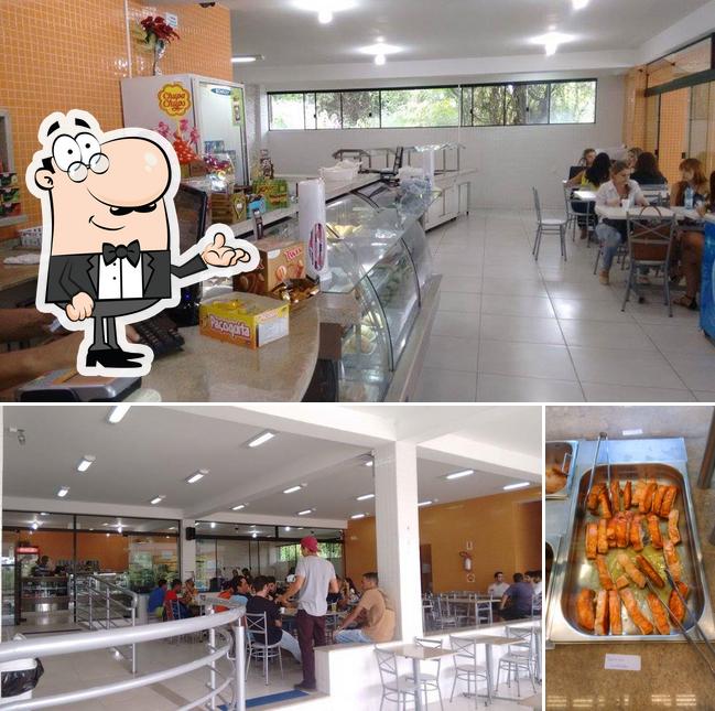 Entre diferentes coisas, interior e sobremesa podem ser encontrados no Restaurante Gourmet