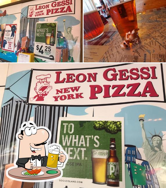 Leon Gessi New York Pizza offers a variety of beers