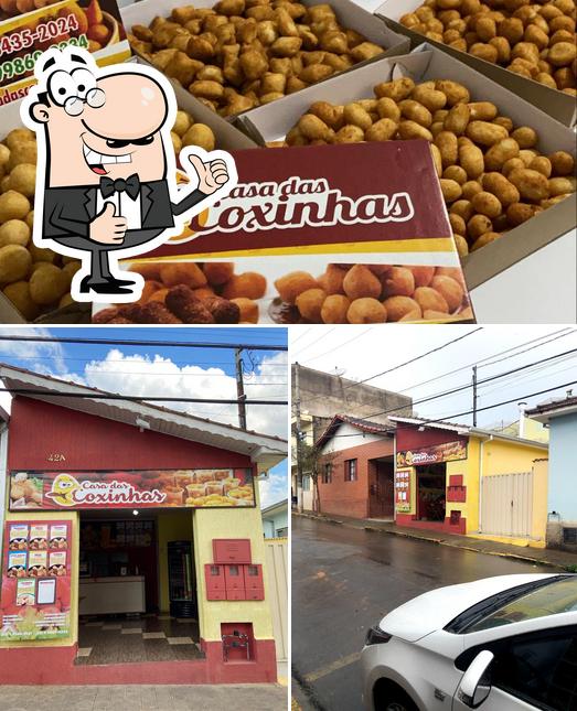 Look at this picture of Casa das coxinhas