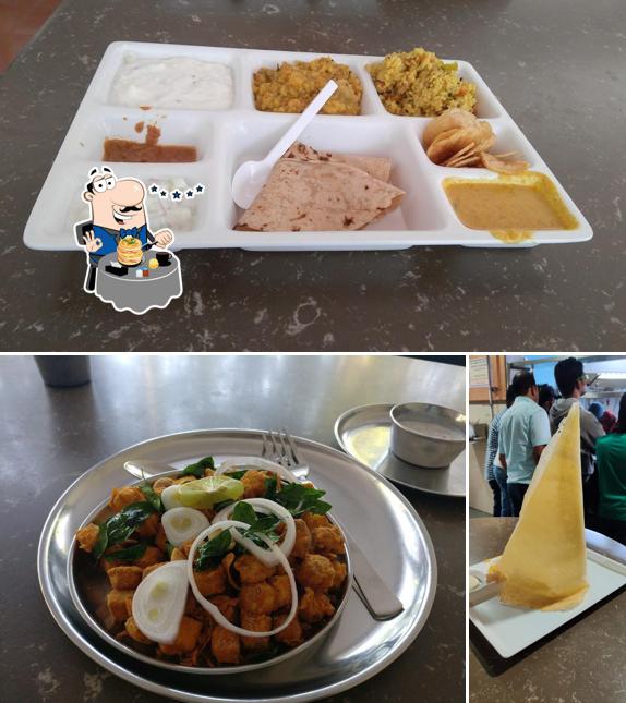 Food at Sri Saravanabhavan Elite