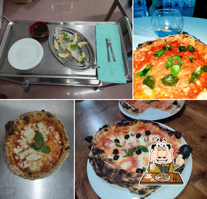 Pide una pizza en Ristorante-Pizzeria La Perla Blu