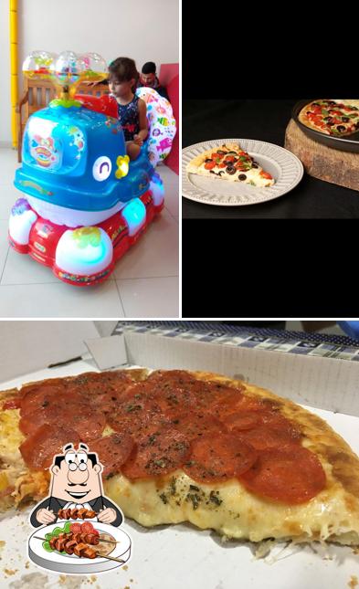 Comida em Kobayashi's Pizza Delivery