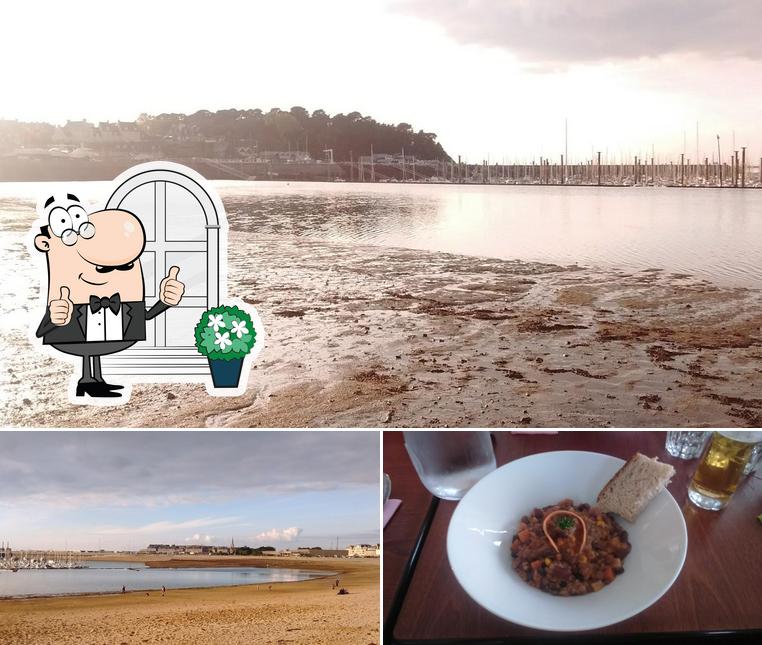 Café de la Plage se distingue par sa extérieur et nourriture