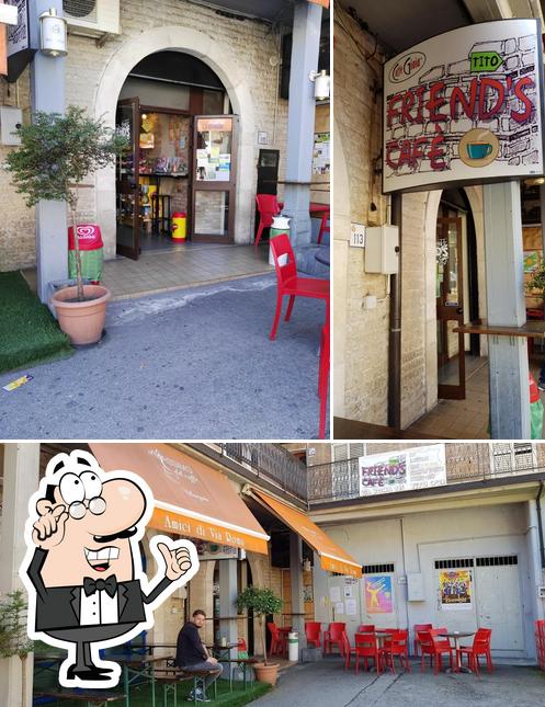 Gli interni di FRIEND'S CAFE' - Amici di Via Roma s.n.c