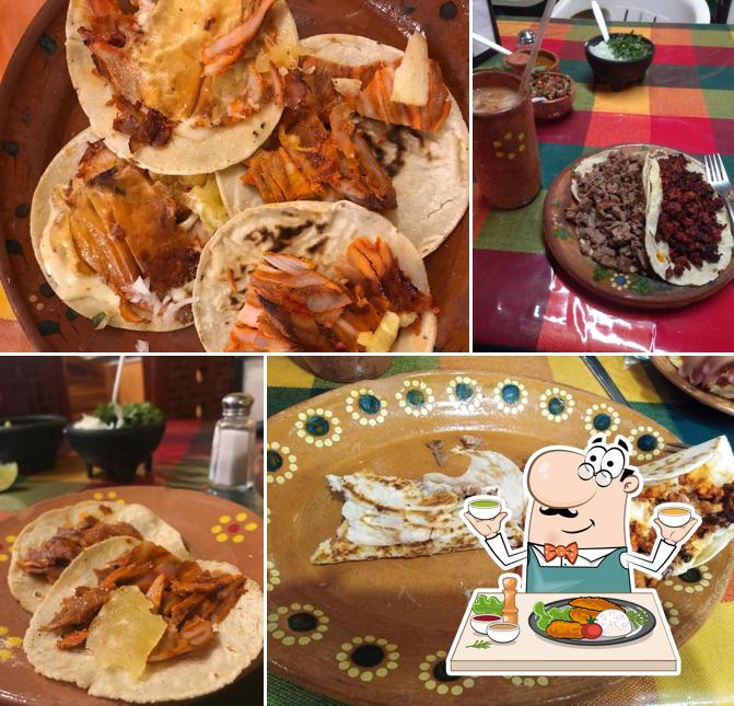 Food at El Mesón del Taco