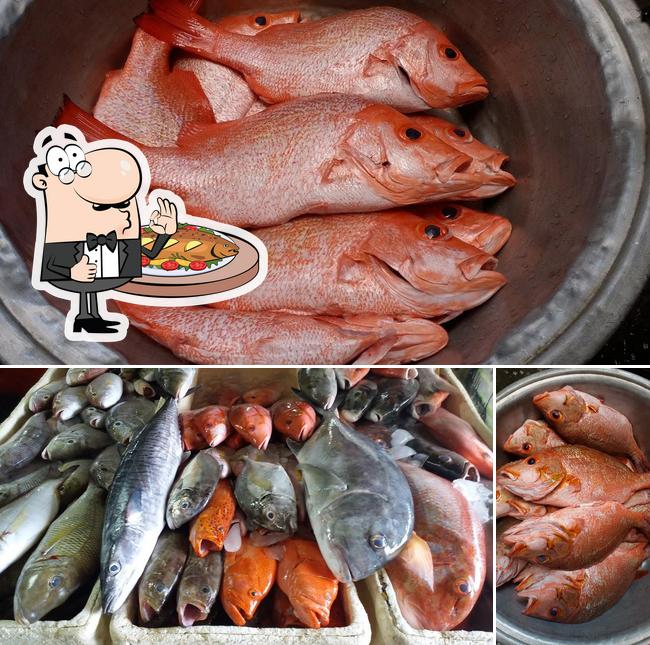 "Warung Puspa Candidasa" предлагает меню для любителей рыбы