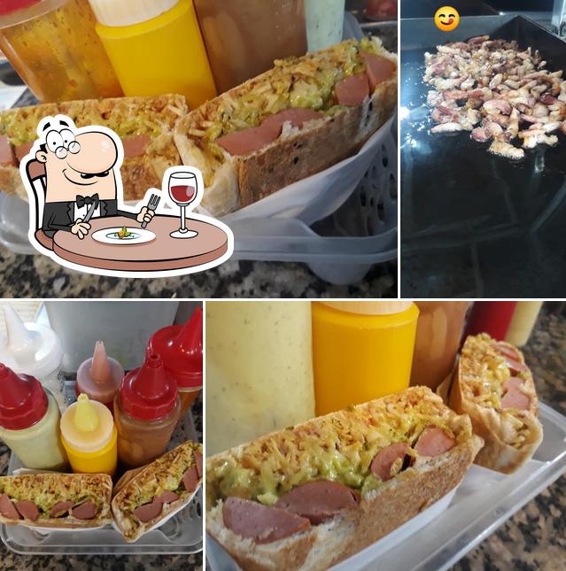 Comida em Cachorrão da Dona Hélia