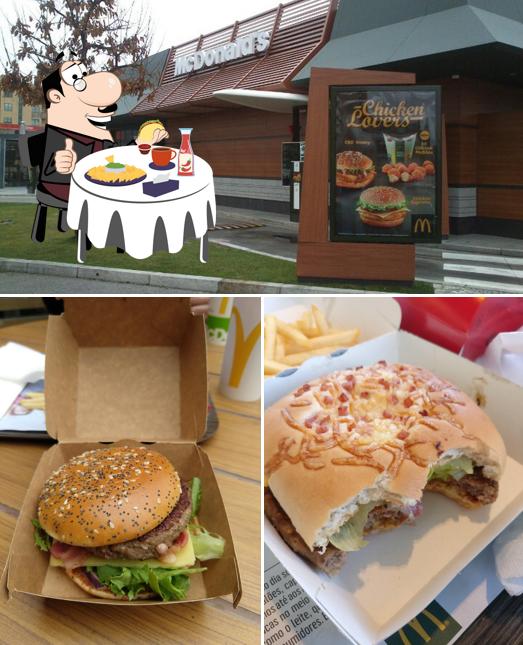 Закажите гамбургеры в "McDonald's - Maia City Center"