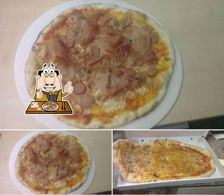 Ordina una pizza a Pizzeria D'asporto Molly Di De Fazio Marco