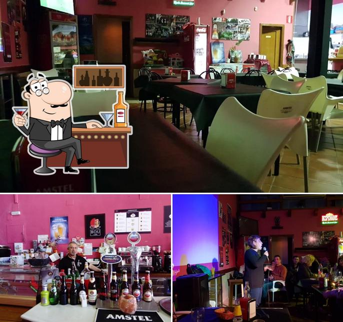 Las fotos de barra de bar y interior en Bar Samsara