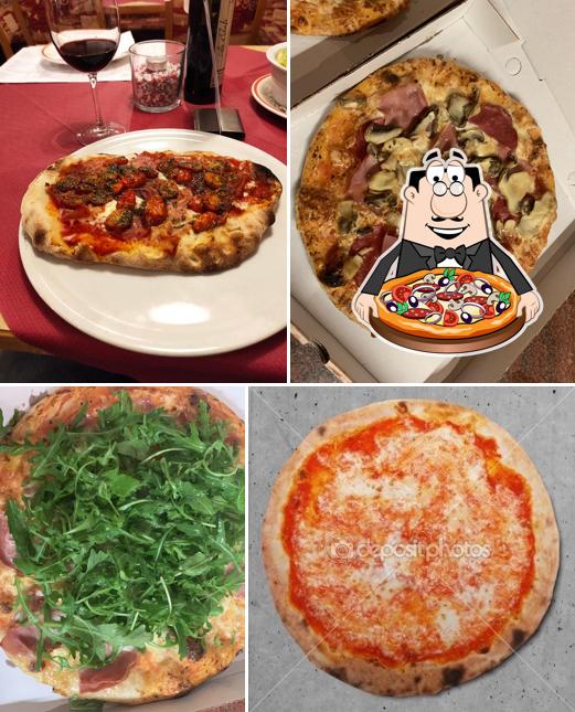 Prenez des pizzas à Pizzeria La Venezia ( la gondola )