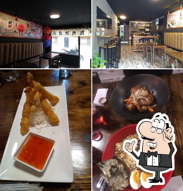 The photo of Kaminari Sushi-Wok’s interior and food
