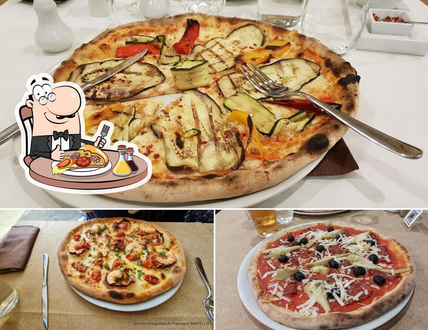 Scegli una pizza a Ristorante La Paranza