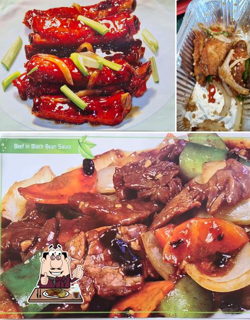 Elige un plato con carne en Mr Rice Thai & Chinese