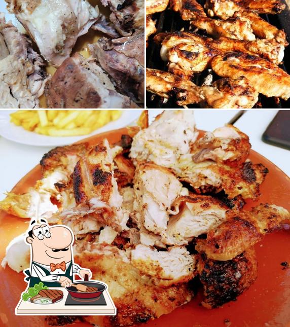 Попробуйте блюда из мяса в "Santa brasa Asador de pollos"