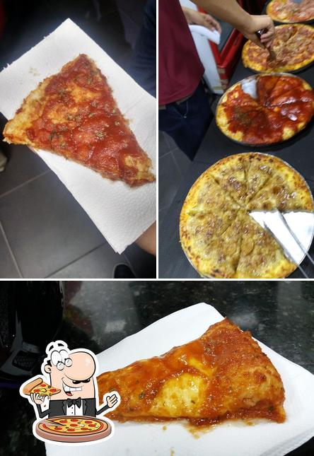 Peça pizza no Molho de Tomate