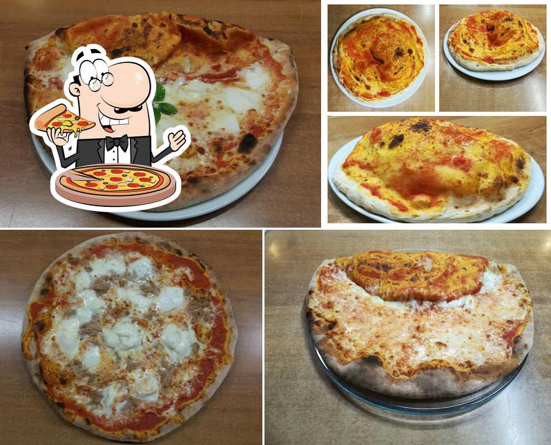 Scegli tra le molte varianti di pizza