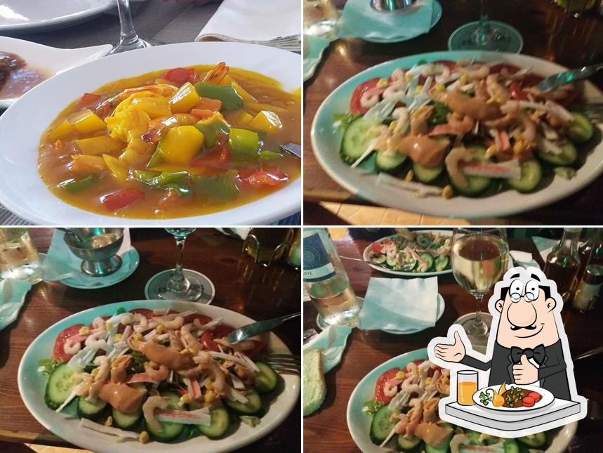 Meals at HuNan Chinese Restaurant