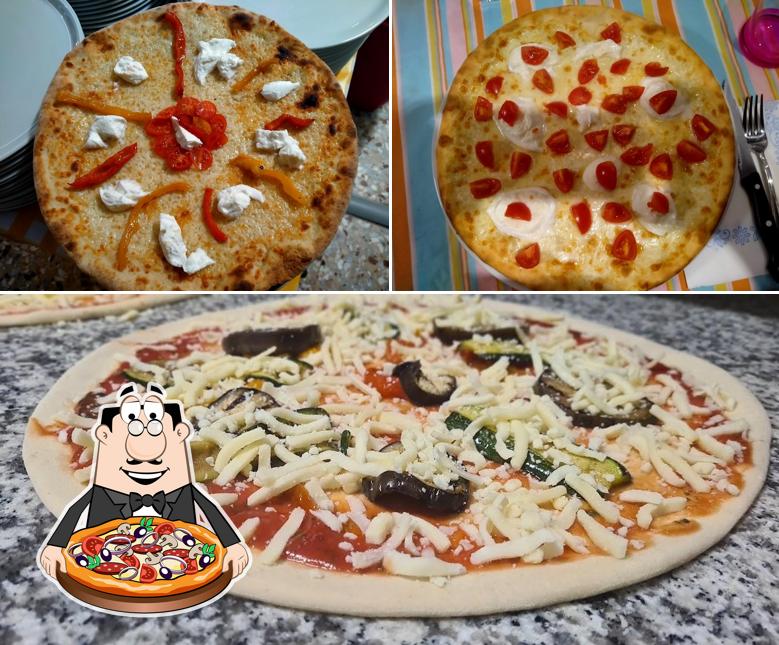 Ordina tra le molte varianti di pizza